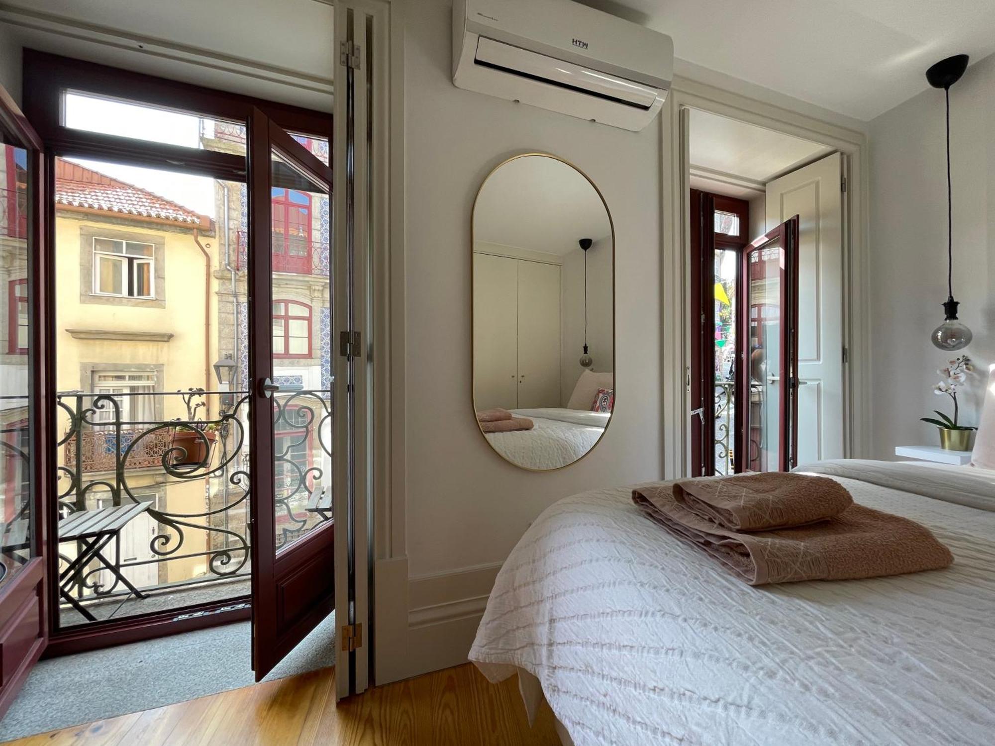 Апартаменти Historic Porto Balcony Hideaway - Taipas House 60 Екстер'єр фото